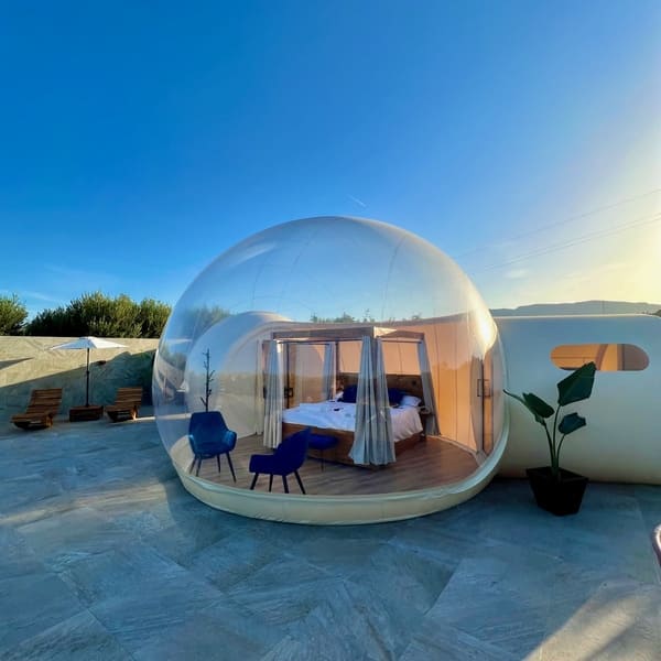 Hotel Burbuja en Almería El Cielo Jardines día