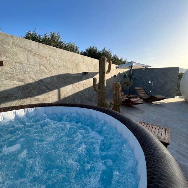 Hoteles Burbuja en Almería El Cielo Jardines Jacuzzi